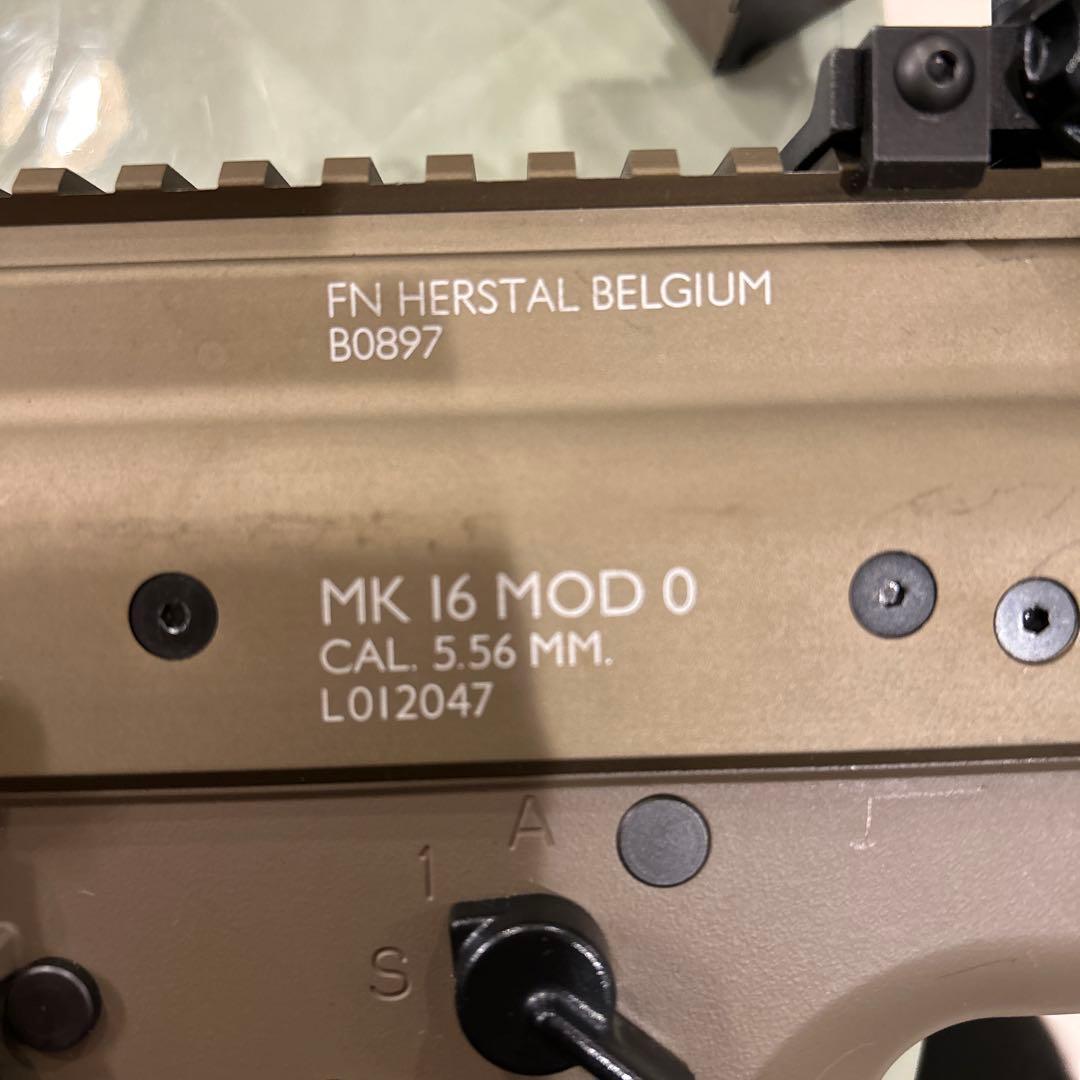 スカー　タンカラー 電動ガン マガジン付き