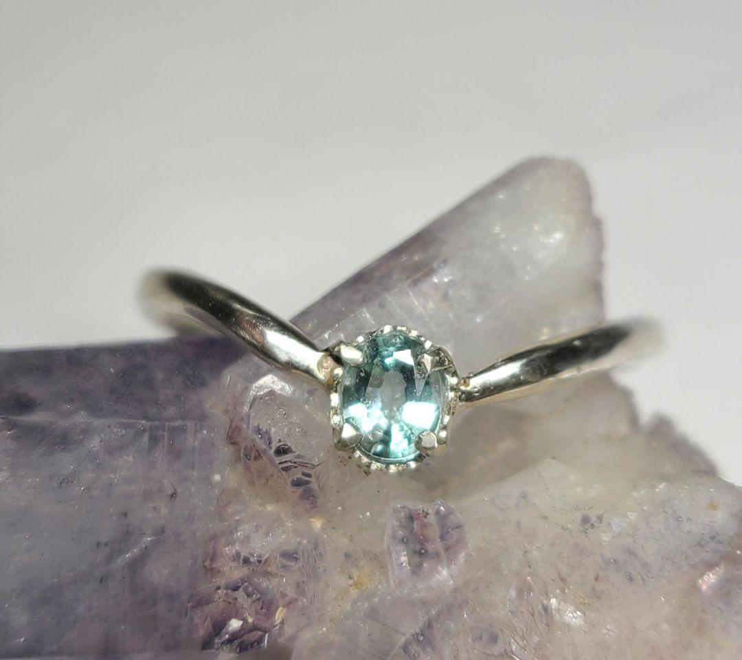 なお★ナイジェリア産ブルーグリーンベリル★