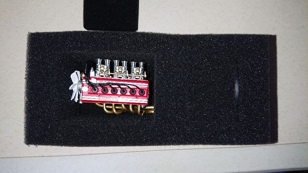 イグニッションモデル 1/18 SKYLINE 2000 GT-R KPGC10