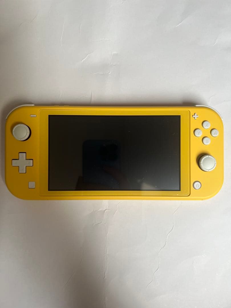 ニンテンドースイッチ ライト イエロー　本体