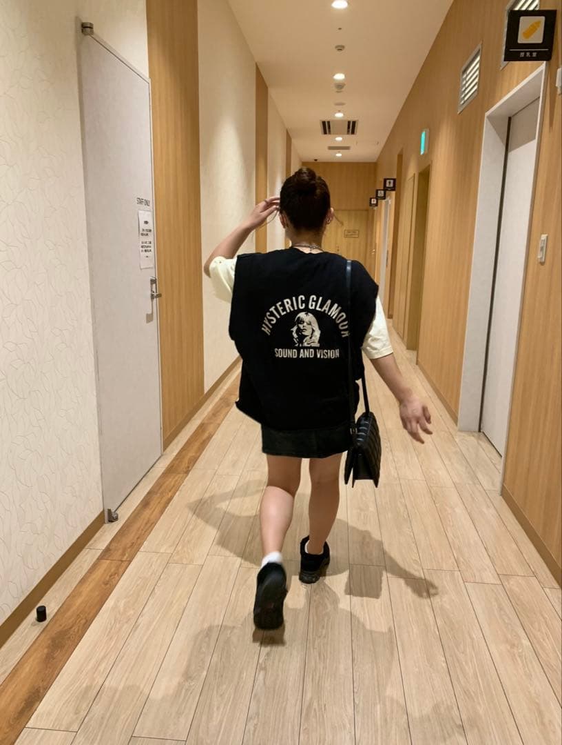 HYSTERIC GLAMOUR オーバーサイズTシャツ ブラック ベスト