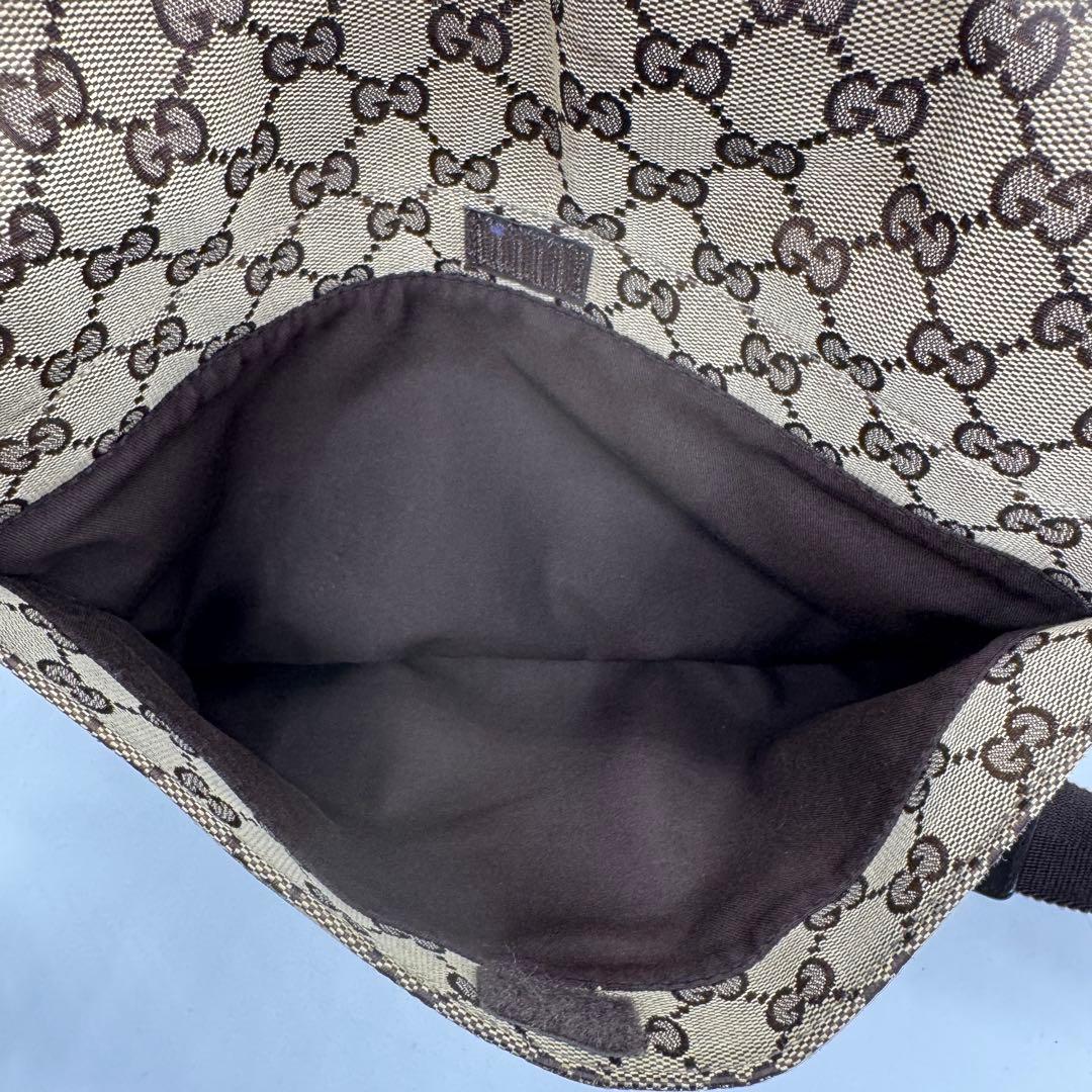 GUCCI グッチ　GGキャンバス　メッセンジャーバッグ　146236