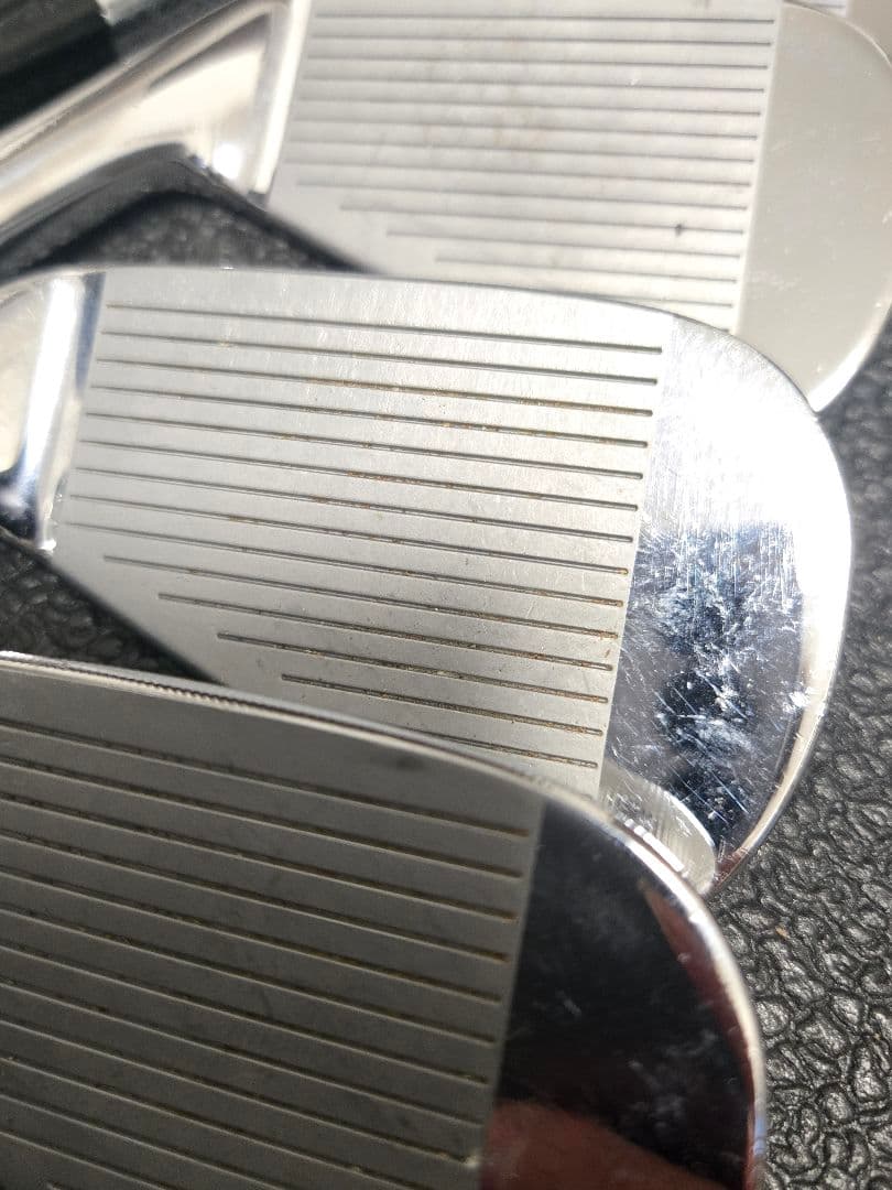 TaylorMade P-7TW 3I〜PW ダイナミックゴールド　8本セット