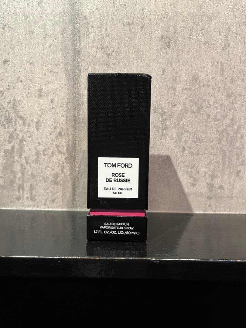 トム フォード ビューティ ローズ ド リュスィー オード パルファム スプレィ