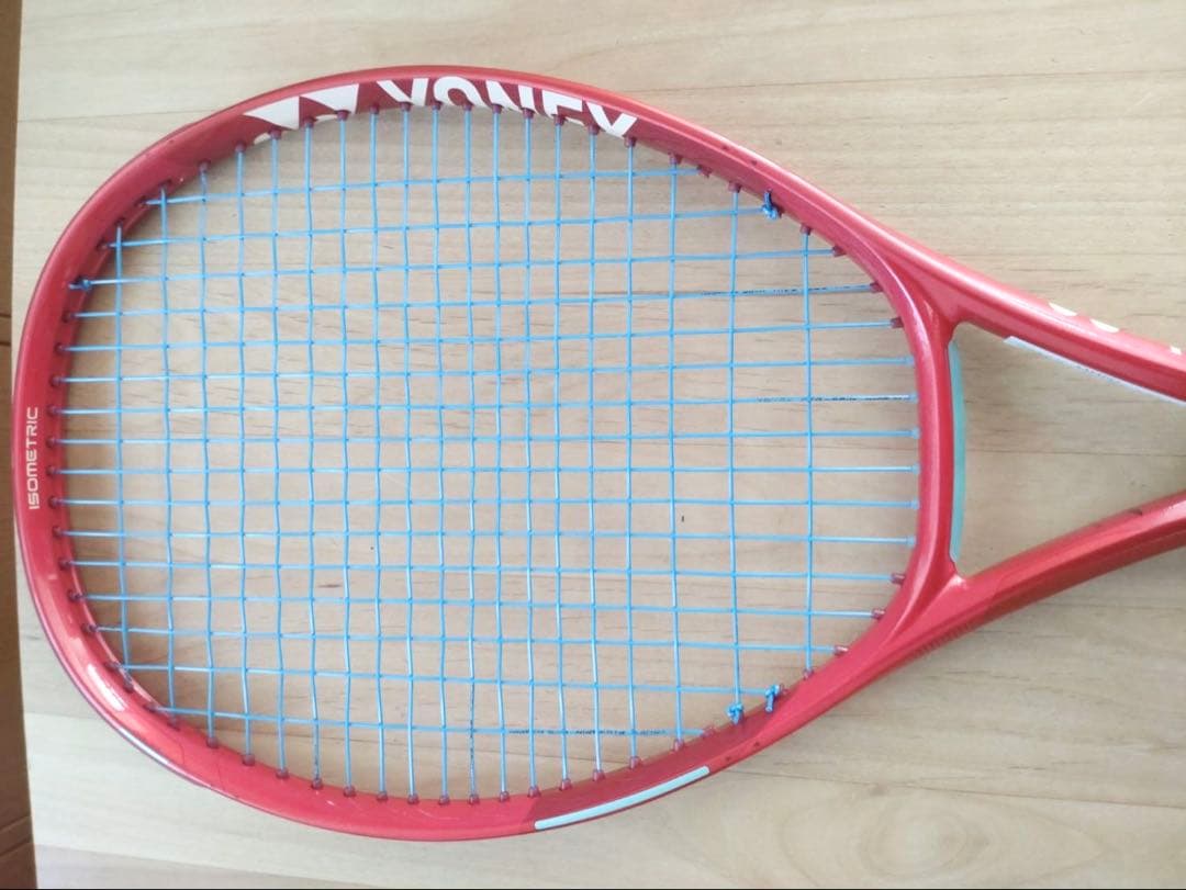 新作ブイコア100 300g ✨2026年現行ヨネックスラケットVCORE100