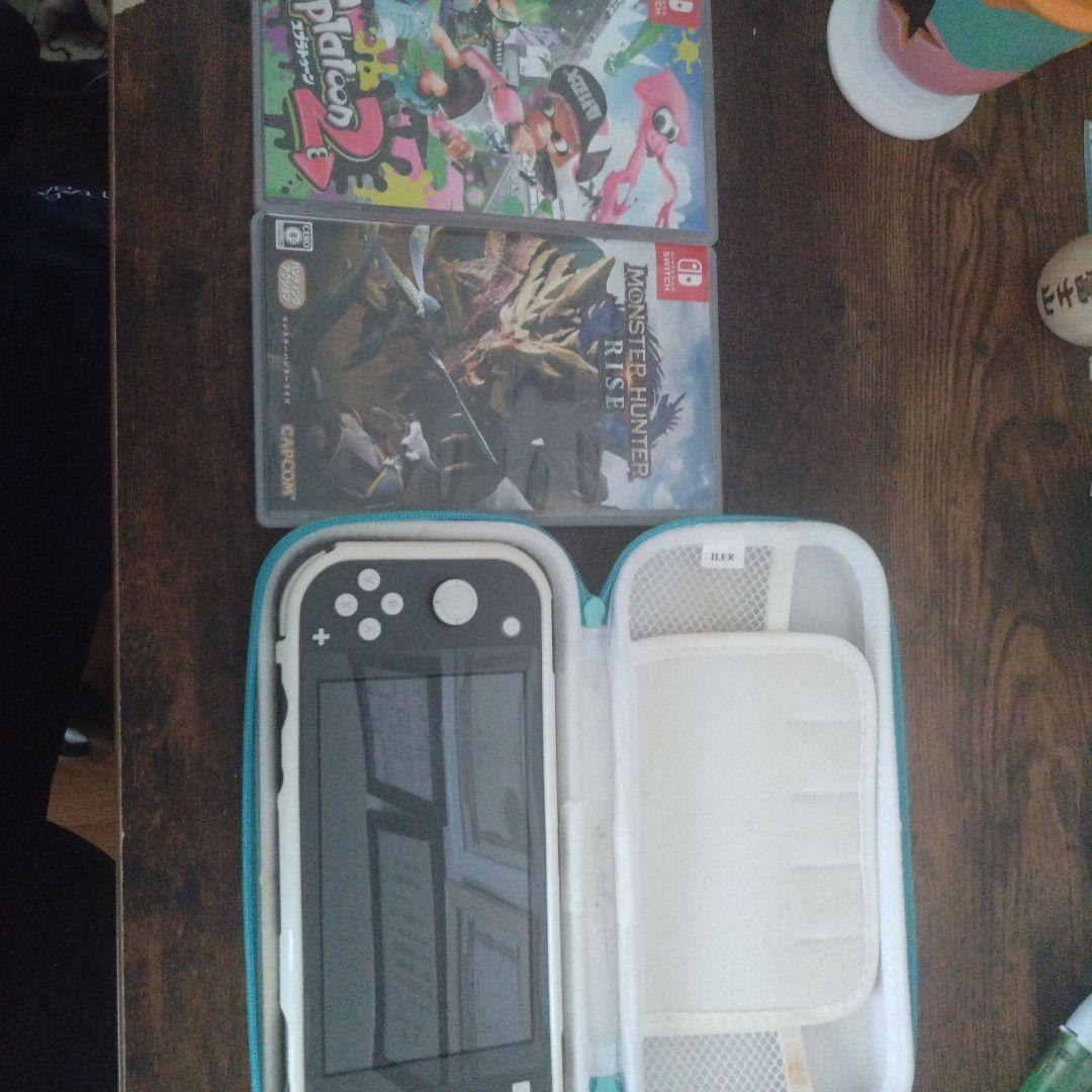 Switch Lite 本体 + ゲーム2本 + コントローラー + ケース