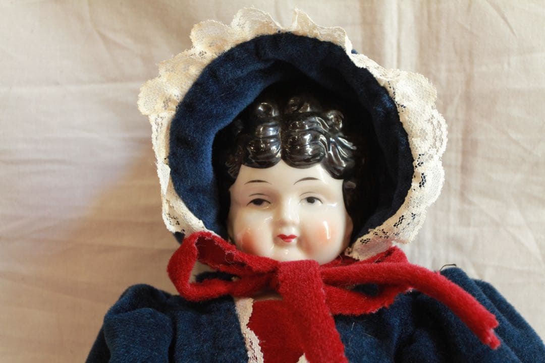 アンティーク　チャイナヘッドドール　ビスクドール