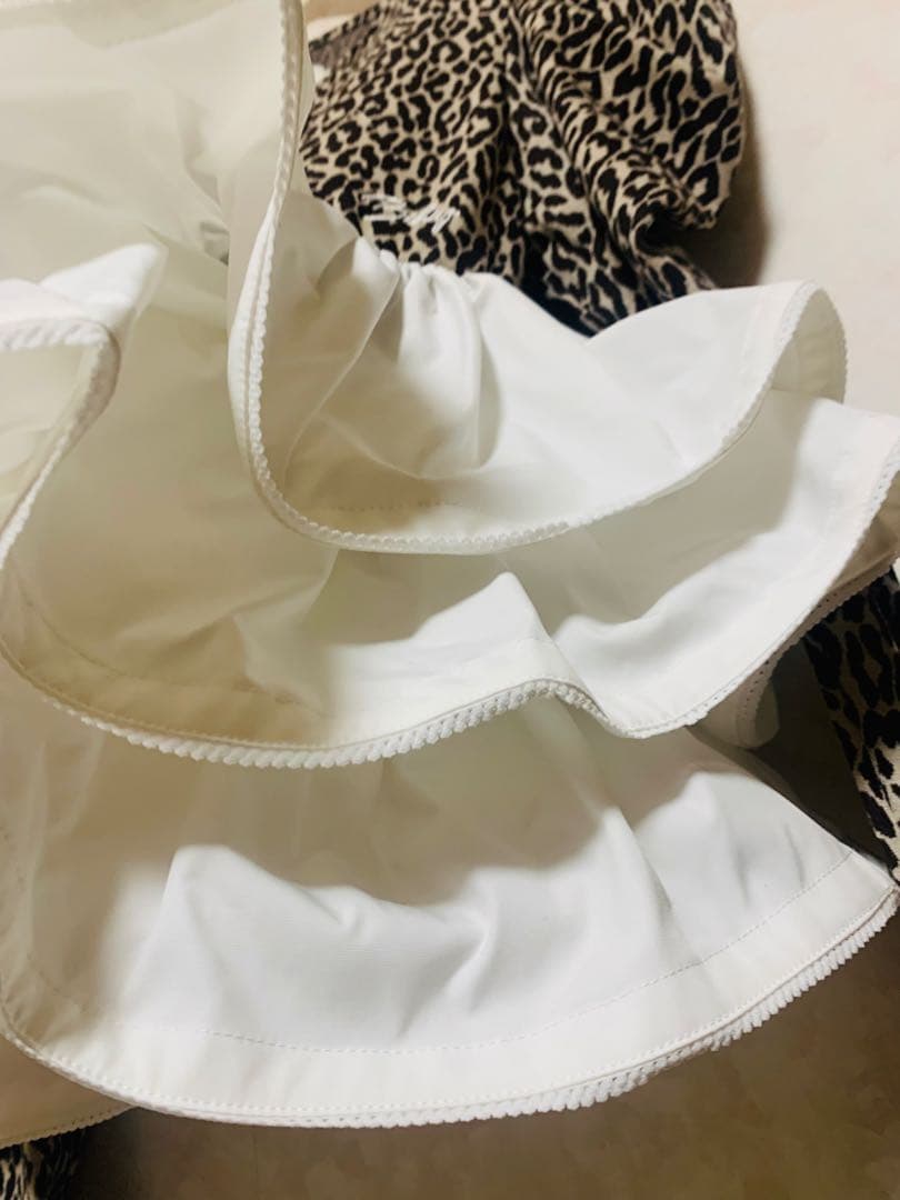 トップス Bibiy. EFFIE PEPURAMU LEOPARD TO