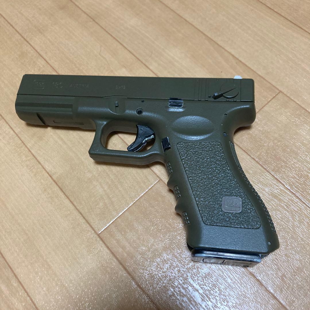 Glock 18C 電動ガン　バッテリーといろいろセット