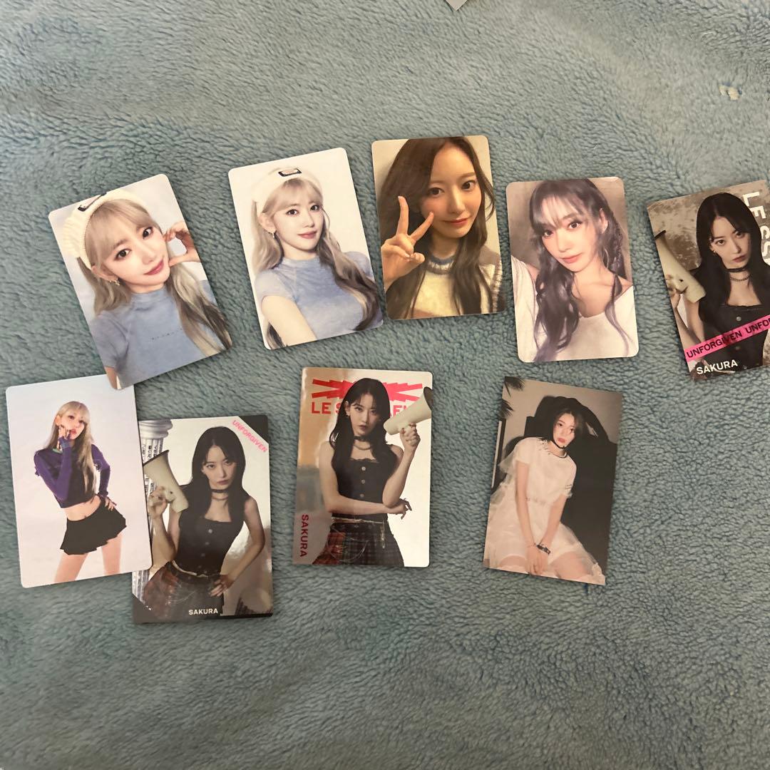 LE SSERAFIMのグッツ