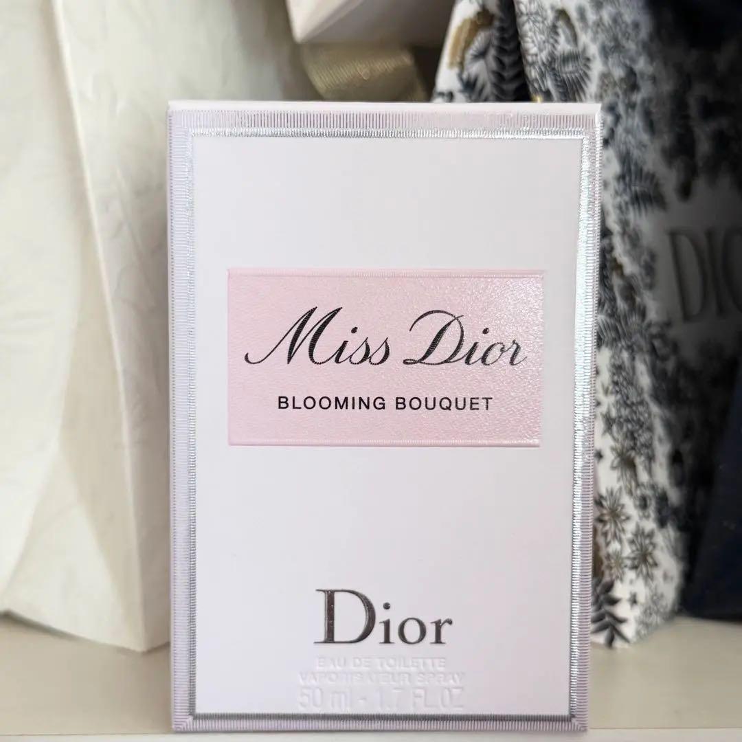 【お得】ディオール香水ブルーミングブーケ50ml＆SAKURA ミニ7.5ml