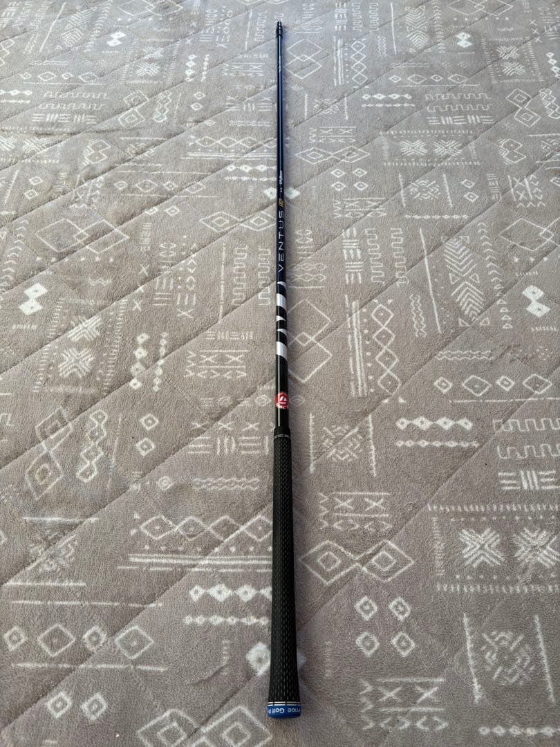 ベンタスTR ブルー5S ドライバー用テーラーメイドスリーブ付