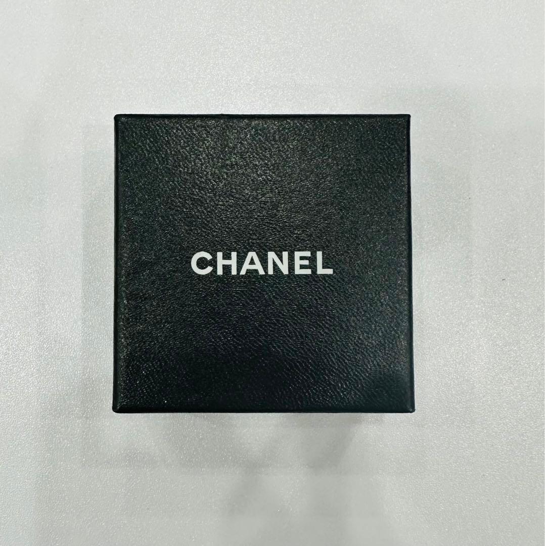 【美品】CHANEL シャネル　ココマーク　マトラッセバック ゴールド ブローチ