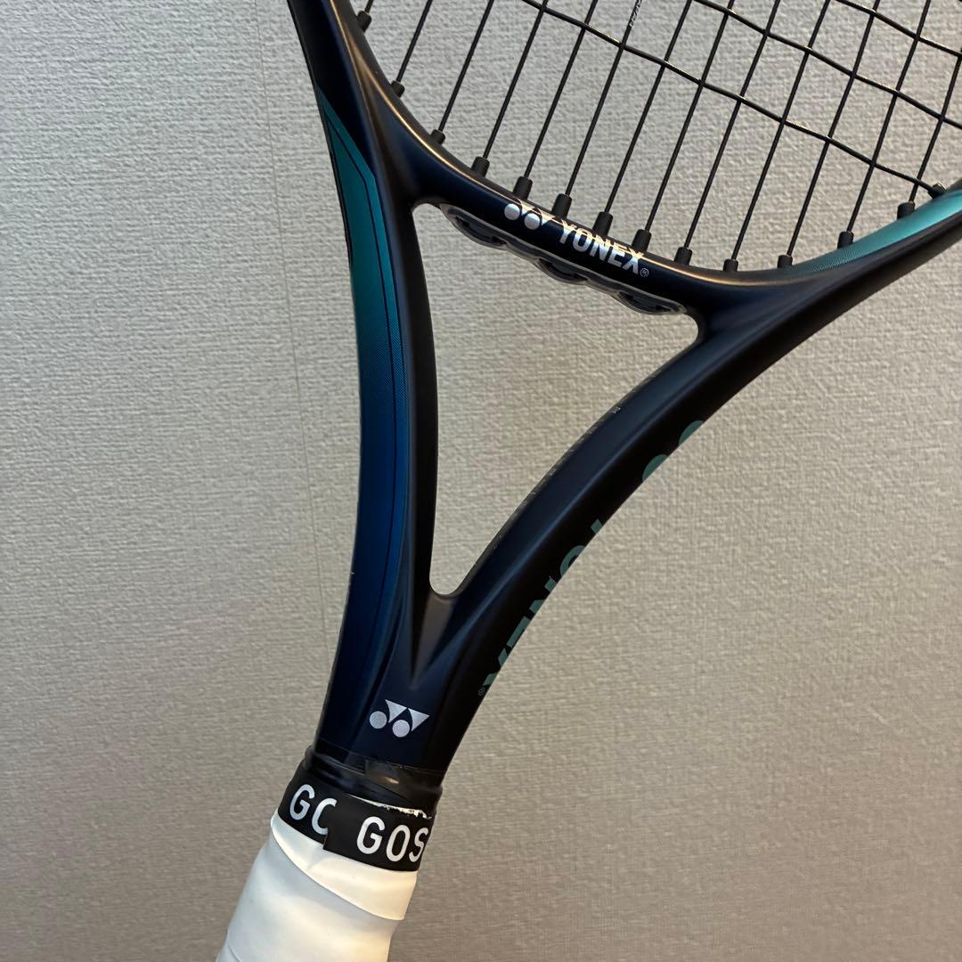 ❤️美品❤️　YONEX　ヨネックス　EZONE 105 グリップ１