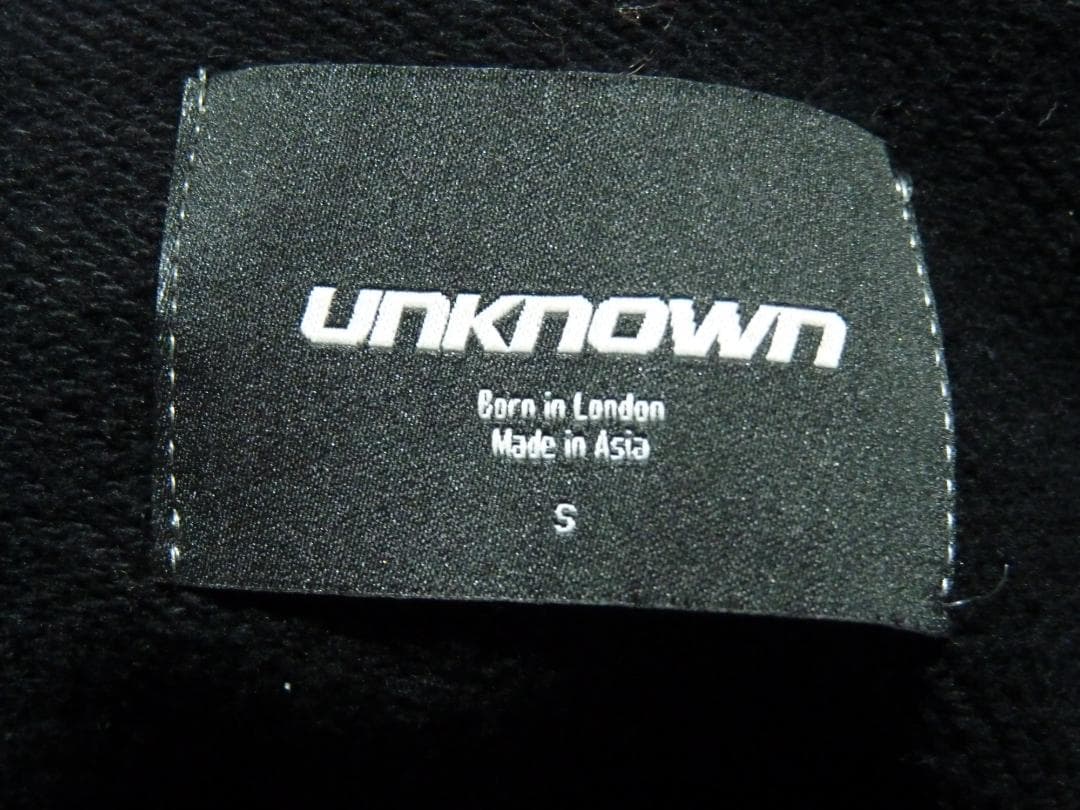 ^._.^　unknown　アンノウン　パーカー　セットアップ　黒　S