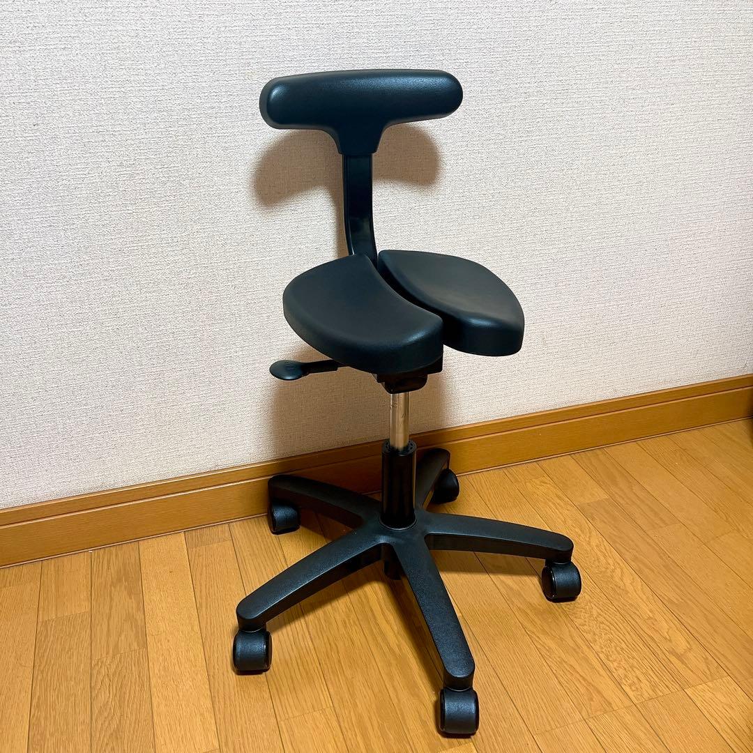 美品 アーユルチェア オクトパス ブラック ayur chair 姿勢矯正