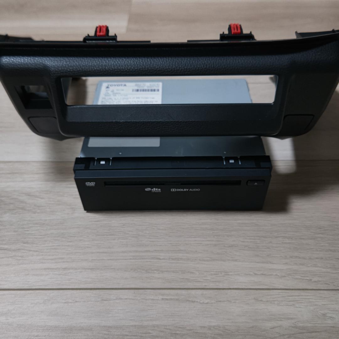トヨタ 純正 DVD-CDプレーヤー 86270-K0010 カローラシリーズ