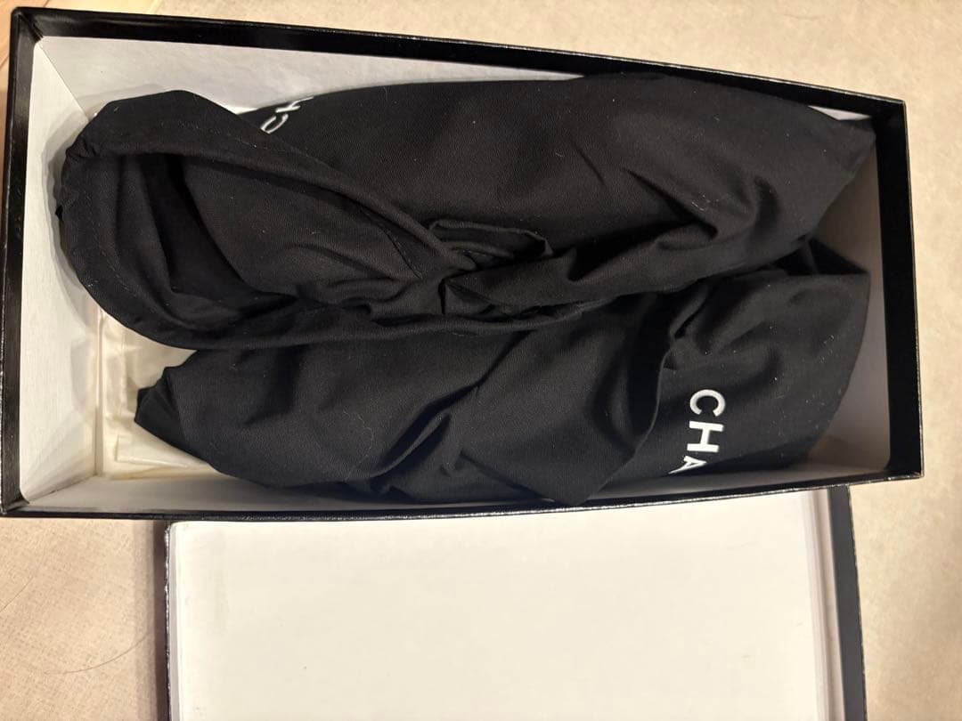 ひ*ま様 CHANEL ベージュ スエード モカシン　アイボリー　ローファー　3