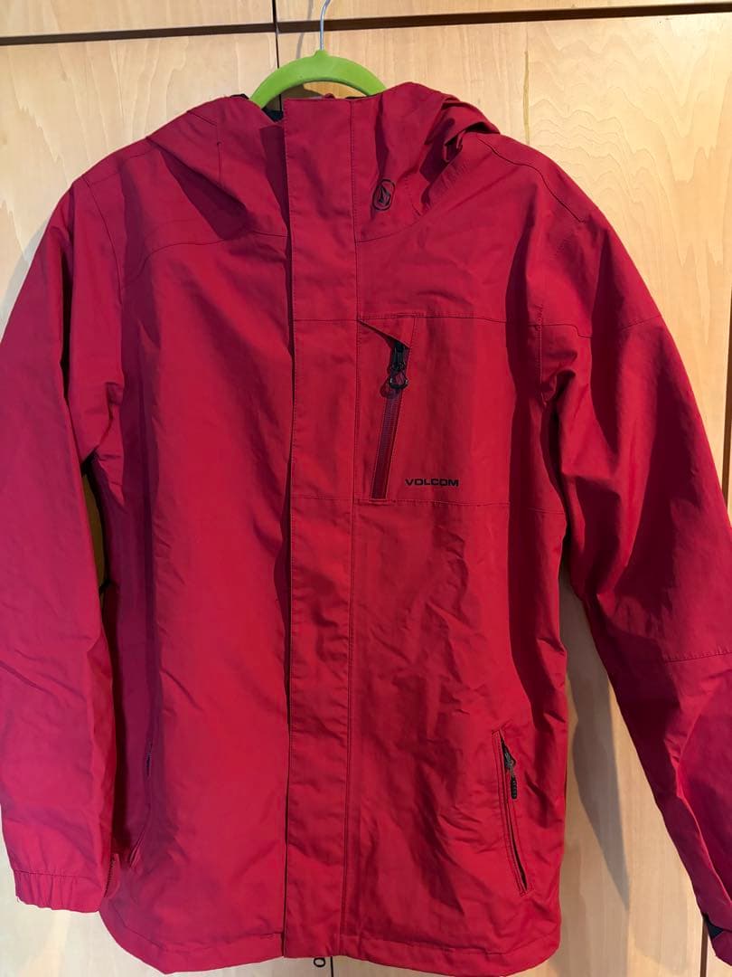 VOLCOM ゴアテックス　スノーボードウェア　ジャケット　ボルドー　赤　M