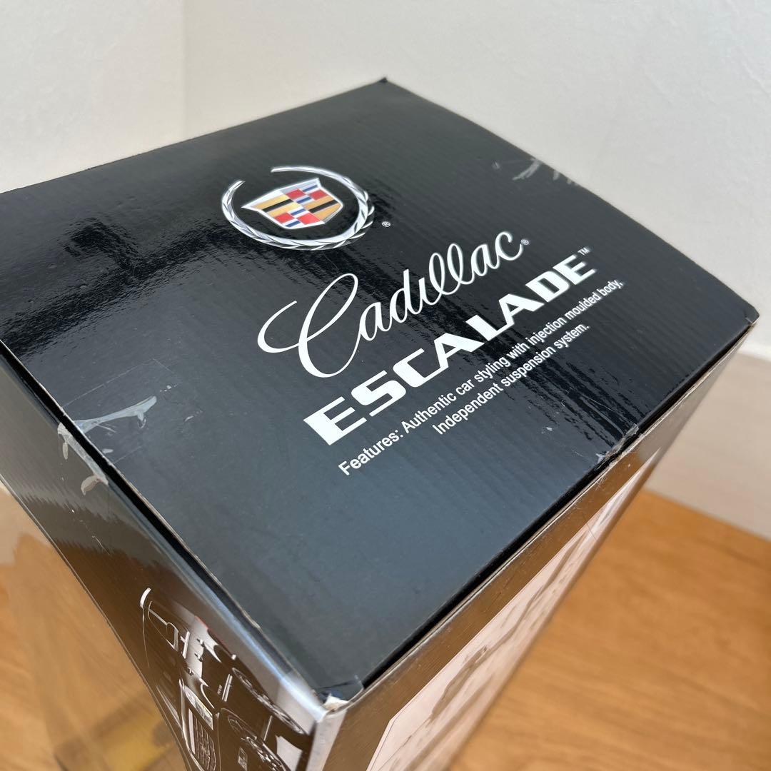 Cadillac Escalade R/C 1/14スケール 未使用
