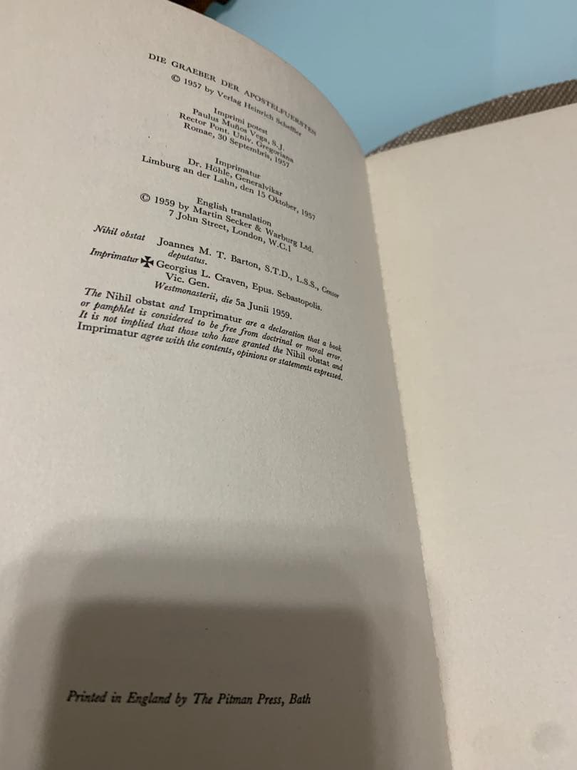 希少　The Tombs of St. Peter & St. Paul