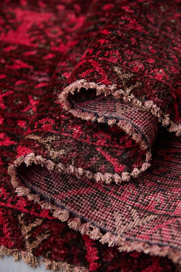 大型ヴィンテージラグ　トライバルラグ　トルクメン族（287×200cm）赤　黒