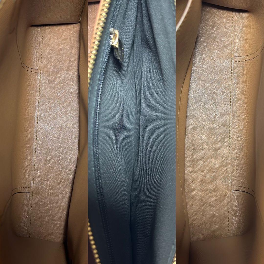 【未使用級/保存袋付】フルラ ヴィットリア トートバッグ レザー チャーム 黒