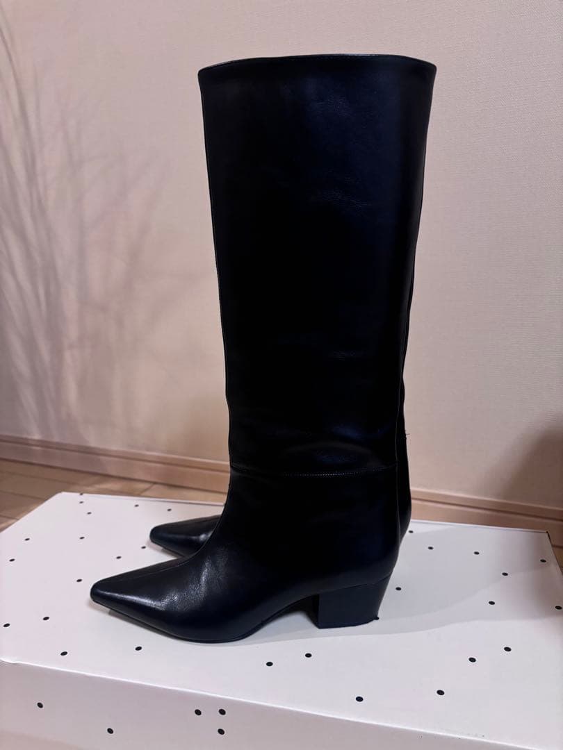 ZARA 本革 ポインテッドトゥレザーヒールブーツ 37 24cm ロングブーツ