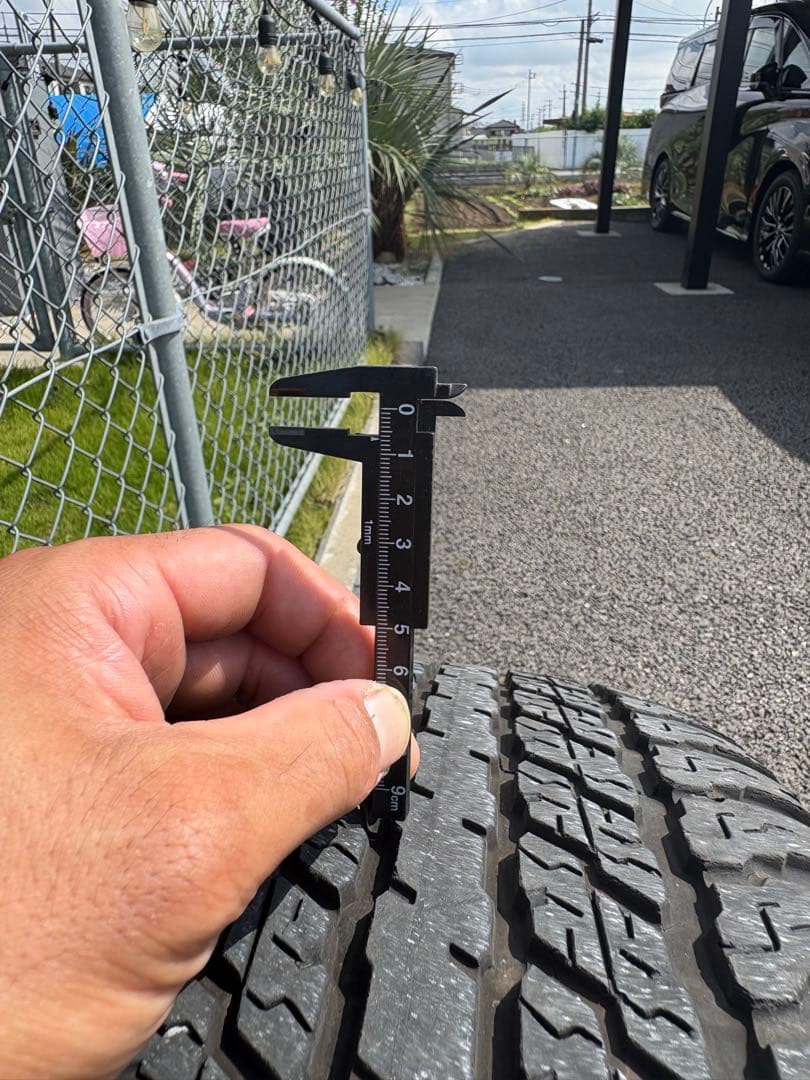 ハイラックス 純正　ホイールセット　265/65r17