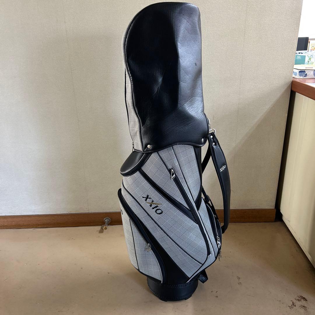 XXIO キャディバッグ チェック柄 グレー・ブラック