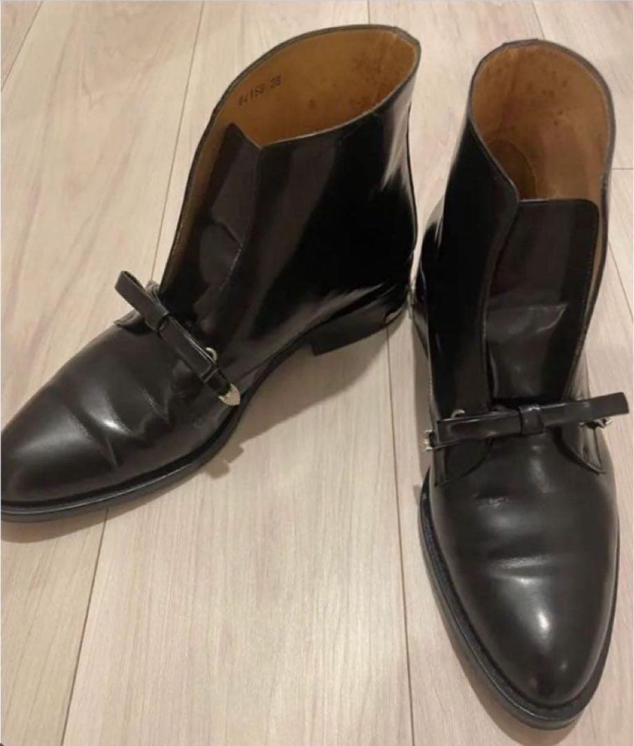 【TOGA PULLA】ウエスタンバックルリボン ショートレザーブーツ 38