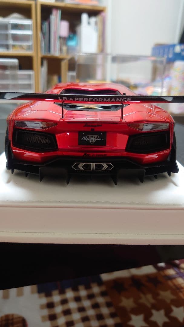 LB-WORKS JUC製　アヴェンタドールリミテッド　1/18 限定