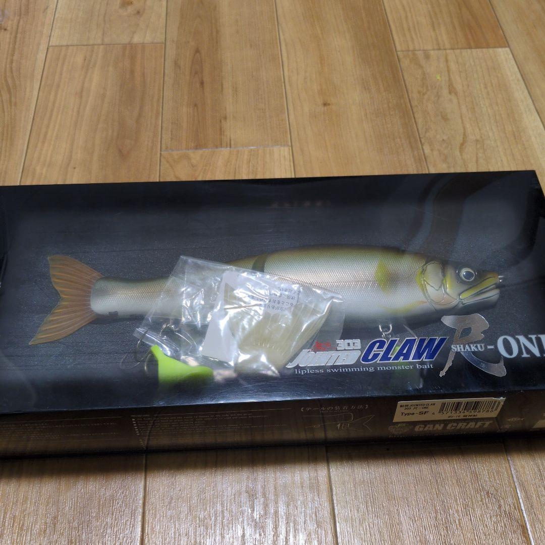 ジョインテッドクロー 尺ワン 303　スローフローティング　龍神鮎だと思われます