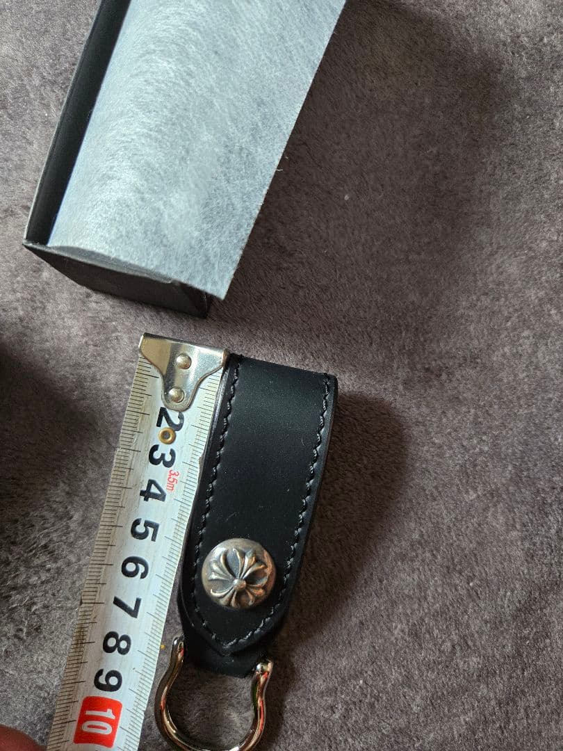 本革！クロム好きに！ブラックレザーキーホルダー。シルバー925ベルトループ