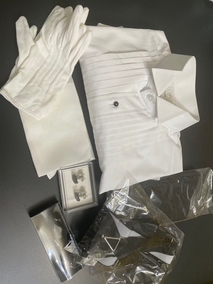 新郎小物セット　ツカダグローバルホールディングス