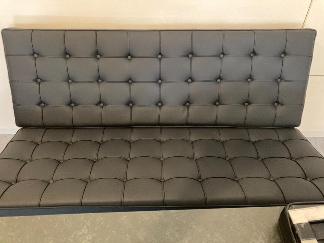 [こいちゃん]新品未使用　バルセロナチェアたのめる便ブラック　二人掛ソファ