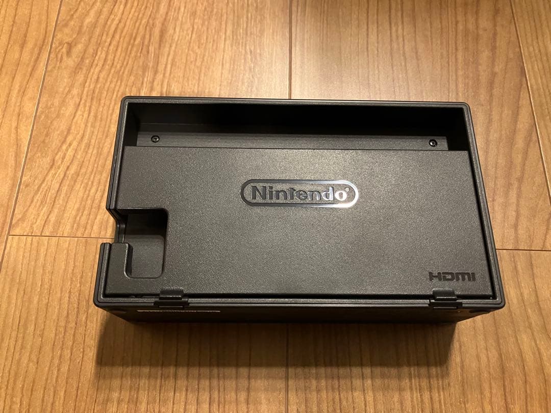 美品 Nintendo Switch 本体 グレー 付属品完備　スイッチ本体