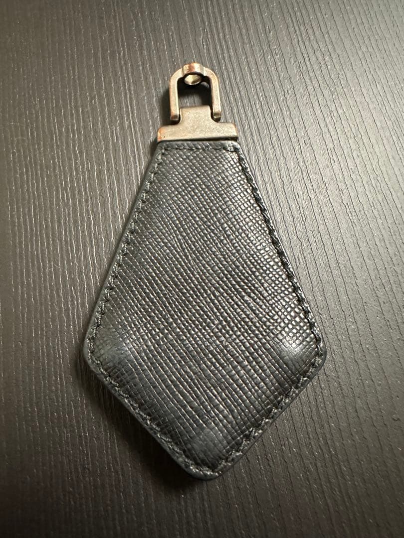 【キーリング本体のみ】PRADA キーリング