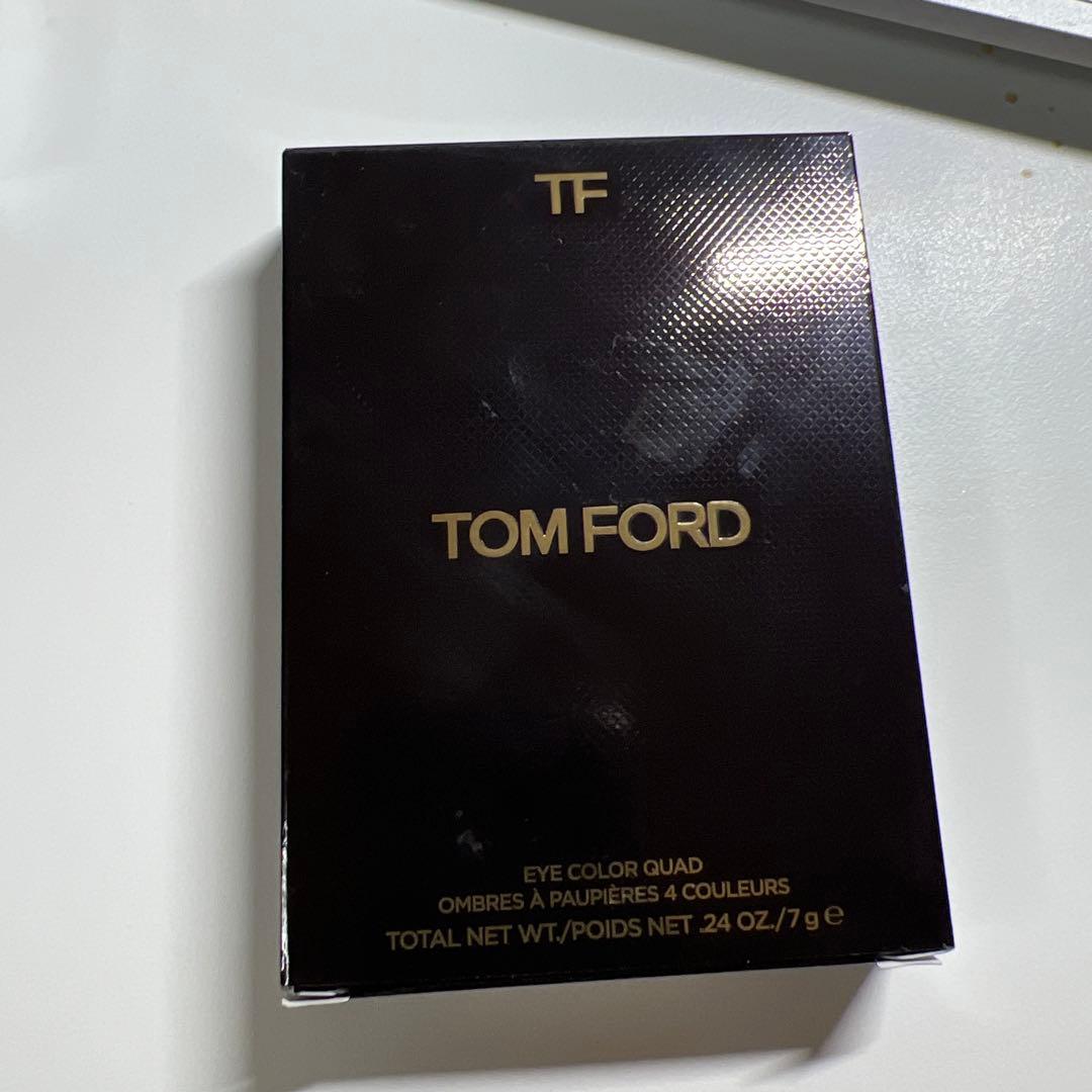 【限定】TOMFORD アイカラークォード　01S メタリックモーブ