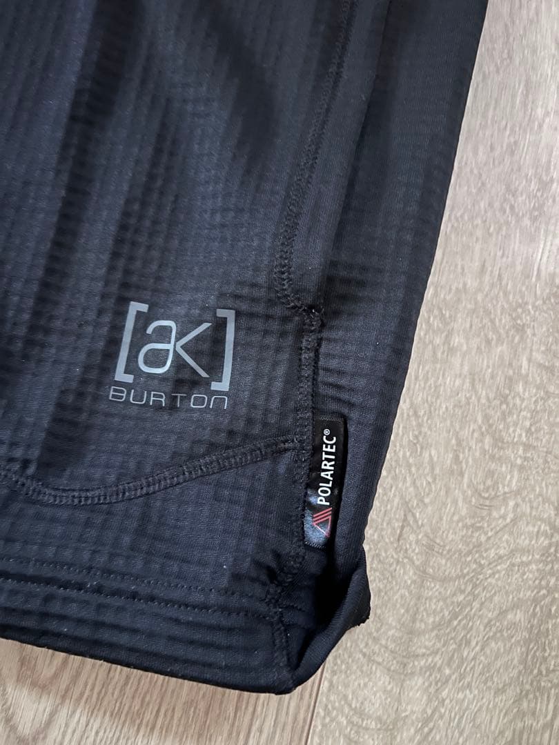 美品　Burton [ak] フリースミッドレイヤー ブラック ハーフジップXL