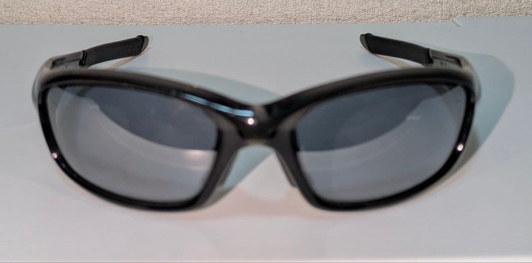 OAKLEYブラック サングラス ケース付き
