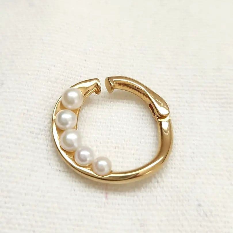 ete ハグカフ パール イヤーカフ