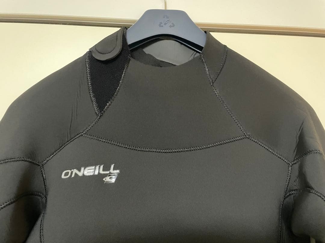 ONEILL SUPERFREAK フルスーツ 3/2mm（2024） - L