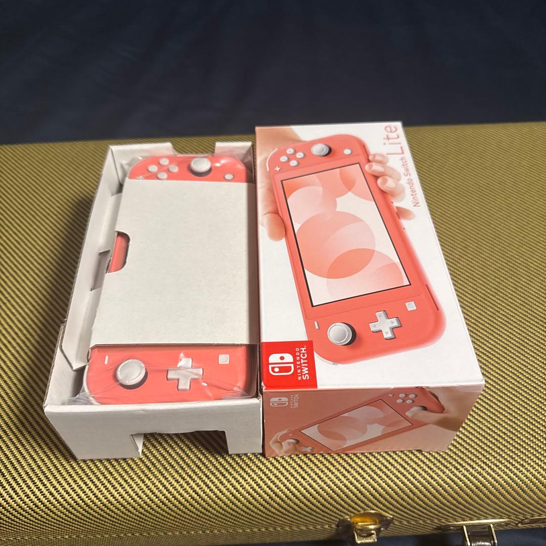 カ*オ様 Nintendo Switch Lite コーラル