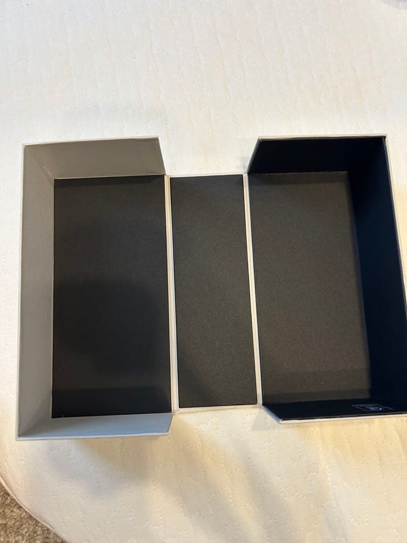 LOEWE スラップブレスレット　レザー バングル　タン　ロエベ