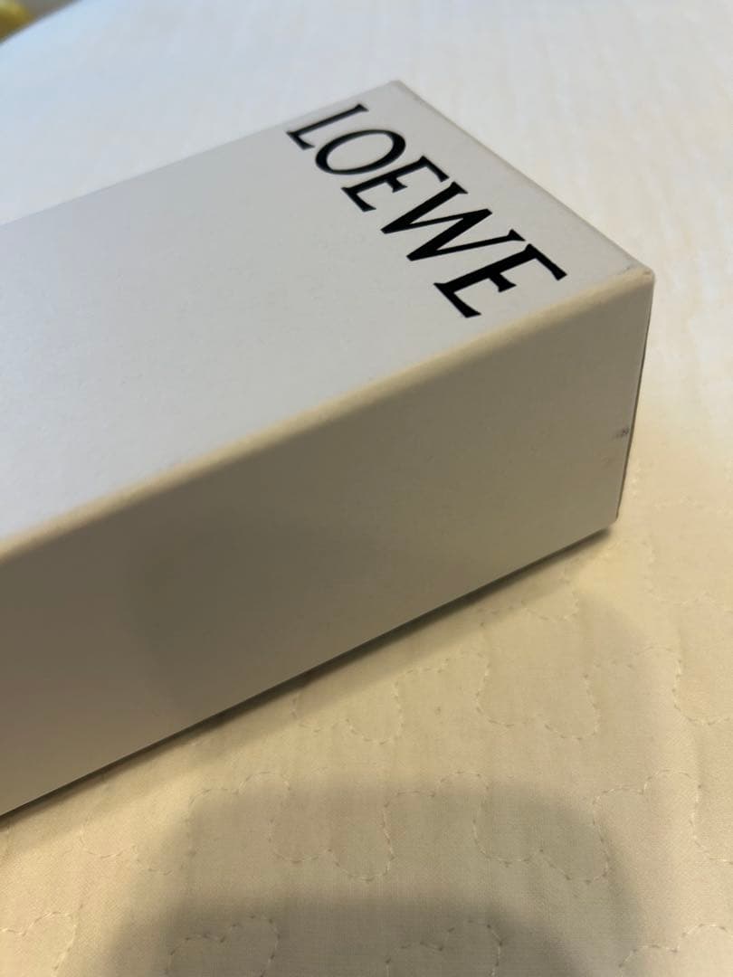 LOEWE スラップブレスレット　レザー バングル　タン　ロエベ