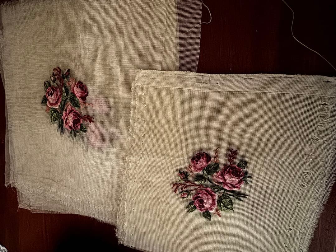 maruco様　1930年頃オーストリアハンドメイドプチポワン薔薇