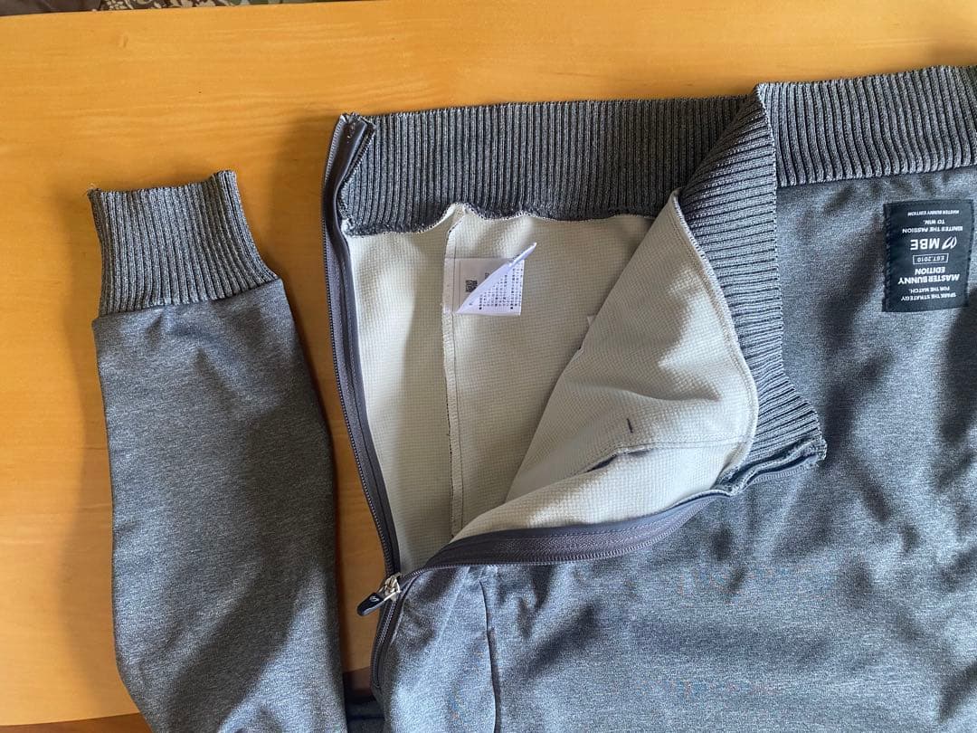 MASTER BUNNY EDITION グレー セーター