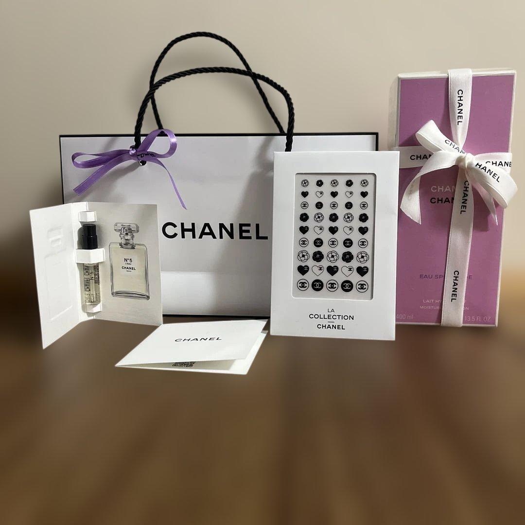 《新品》シャネルチャンスオースプランディドボディローションノベルティネイルシール