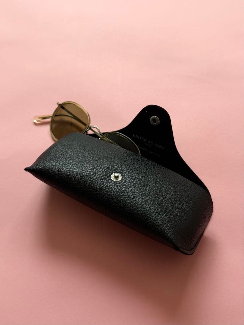 お*ん様 KANEKO OPTICAL × UA ブラウンオーバルサングラス